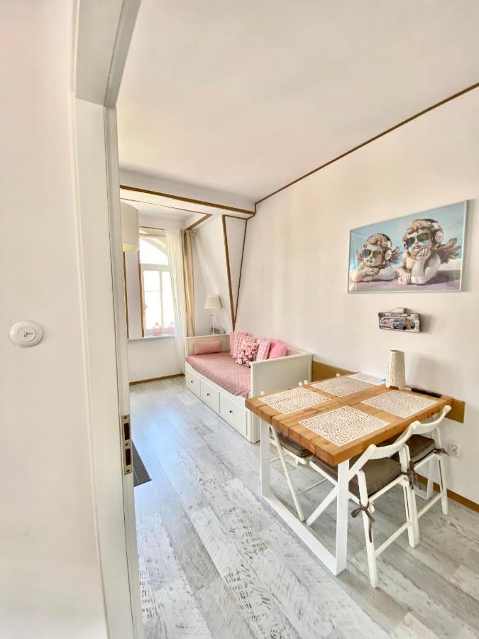 Apartamenty Kocham Morze シフィノウイシチェ エクステリア 写真