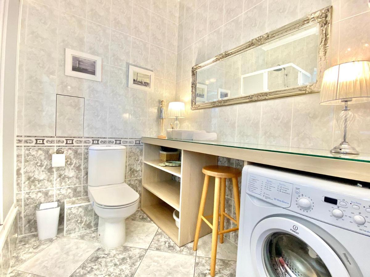 Apartamenty Kocham Morze シフィノウイシチェ エクステリア 写真