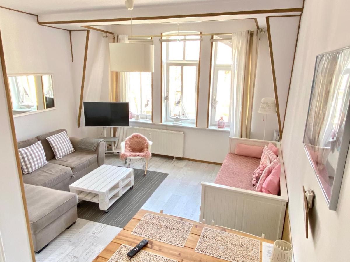 Apartamenty Kocham Morze シフィノウイシチェ エクステリア 写真