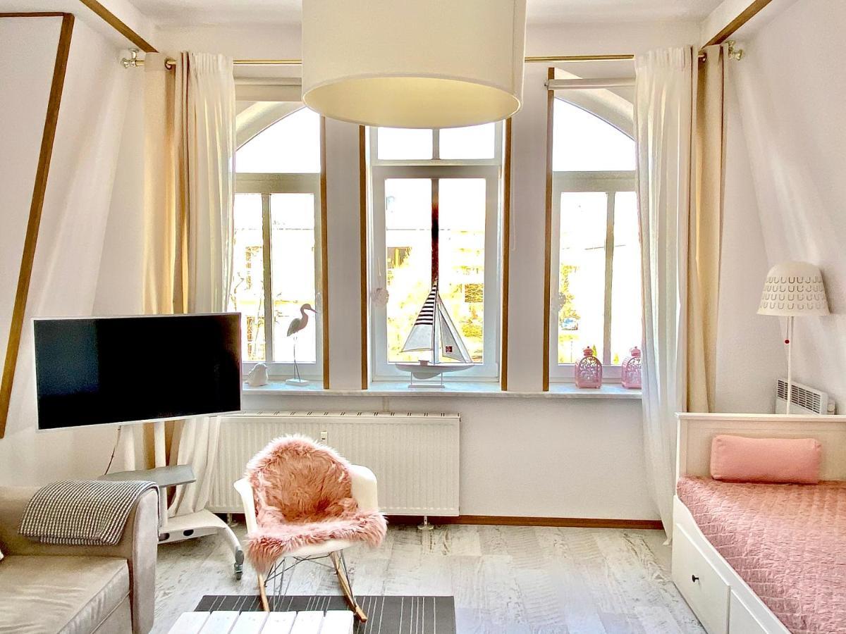 Apartamenty Kocham Morze シフィノウイシチェ エクステリア 写真