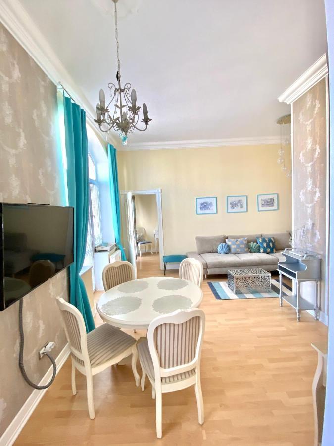 Apartamenty Kocham Morze シフィノウイシチェ エクステリア 写真