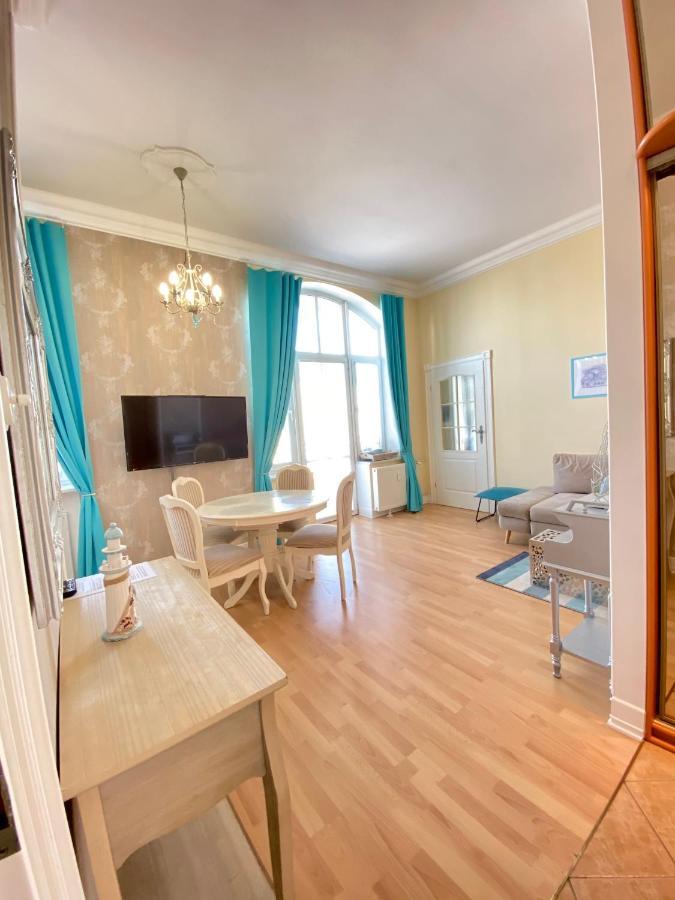 Apartamenty Kocham Morze シフィノウイシチェ エクステリア 写真